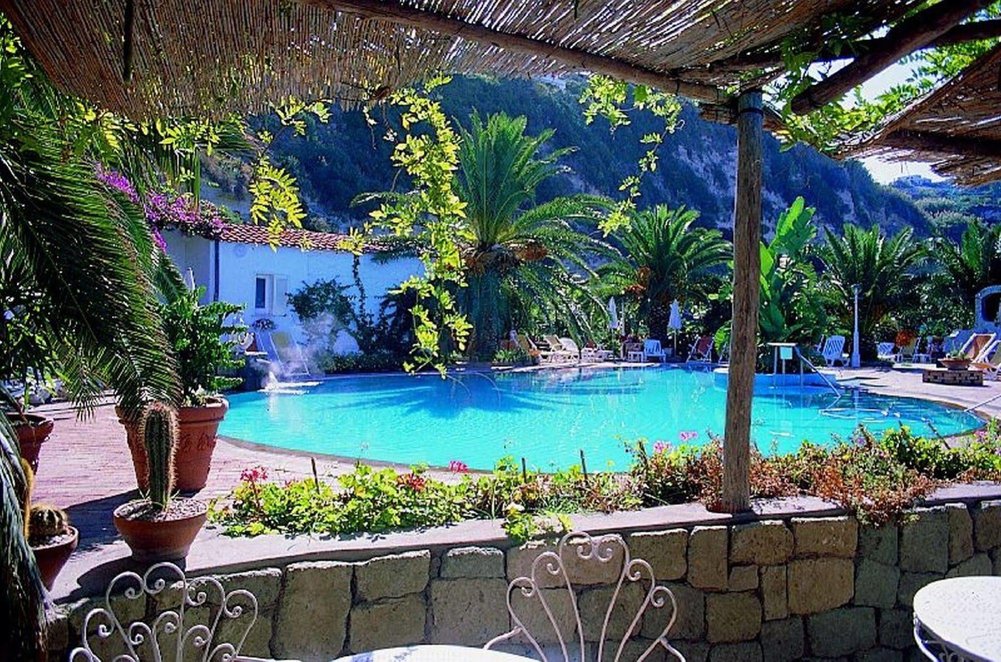 Semiramis Hotel De Charme & Pools Forio  ภายนอก รูปภาพ